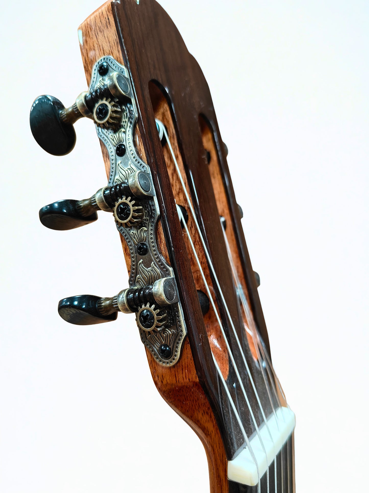 Alcalá “A3” Classical Guitar