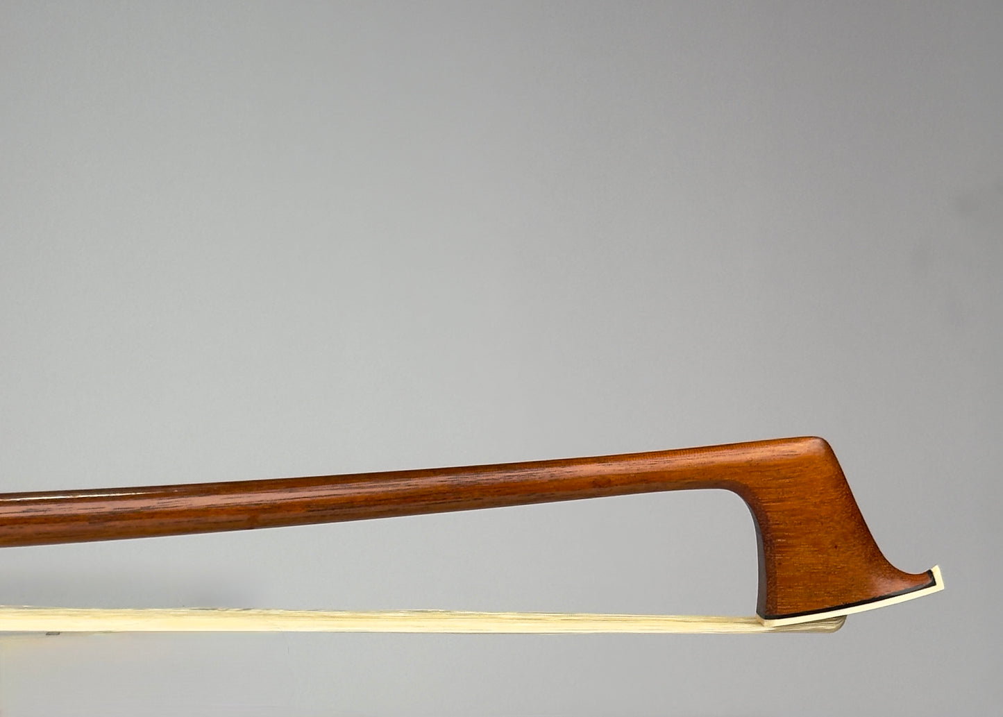 Cheng Longsheng Atelier Gold Mounted Pernambuco Violin Bow
