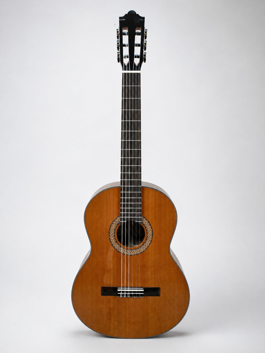 Alcalá “A6” Classical Guitar